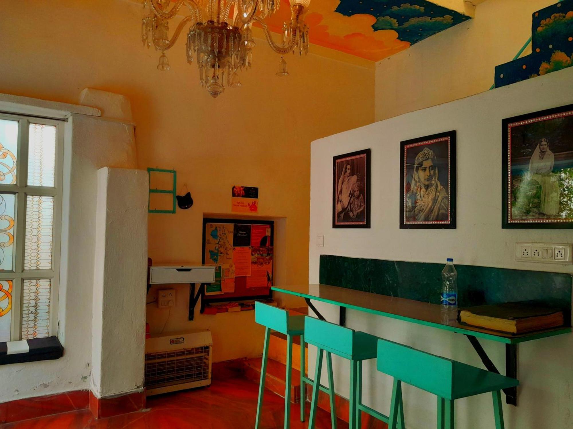 Paddy'S Loft The Lake View Hostel Udaipur Exterior foto